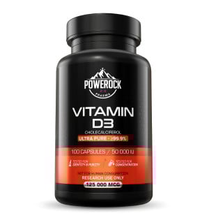Powerock Pharma Witamina D3 50 000 IU – opakowanie 100 kapsułek z czystością ≥99,9%, produkt badawczy